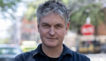 Enrique Díaz Álvarez, filósofo mexicano: “Debemos dejar de fascinarnos con la burla y el sentido del humor macabro para volver a sensibilizarnos”