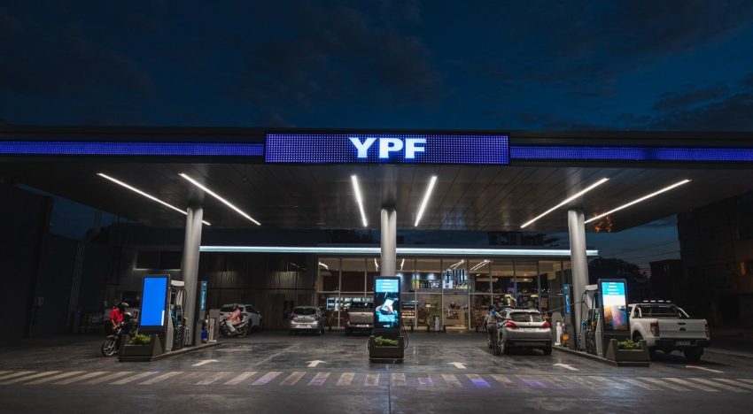 YPF confirmó que aumentará la nafta y el gasoil un 1% desde hoy