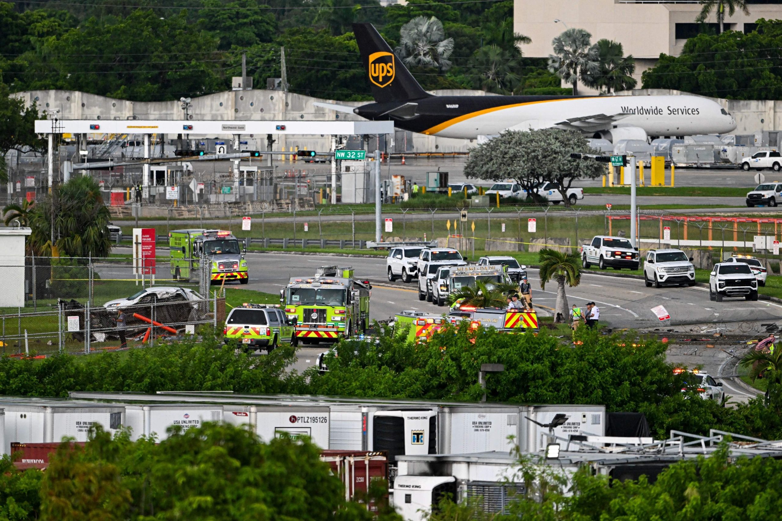 Al menos cinco personas murieron luego de un avión de carga de Amazon despistara en el aeropuerto internacional de Miami, en Estados Unidos