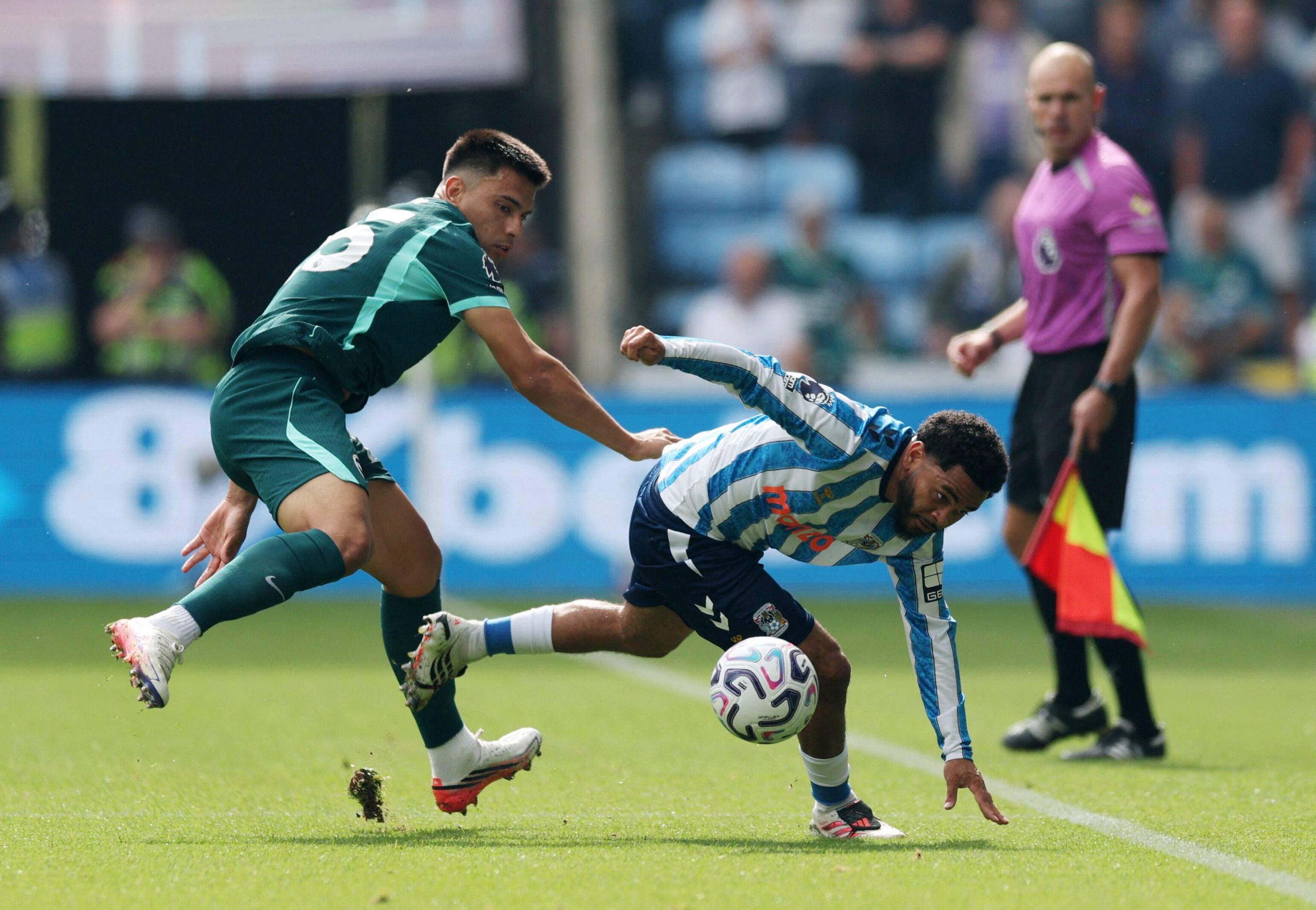 Coventry vs Brighton por la fecha 4 de la Premier League del 2026.