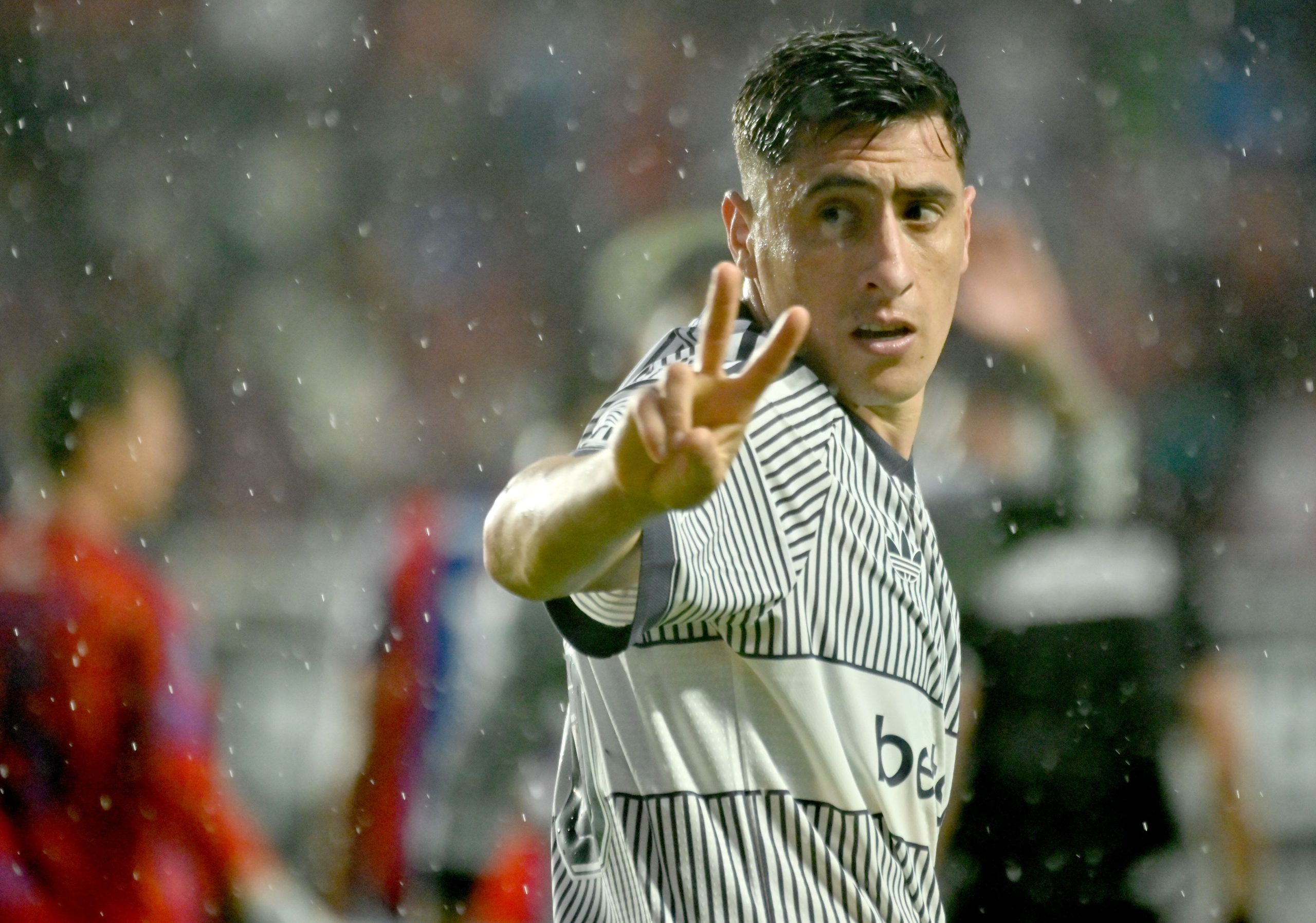 Merentiel liquidó el partido ante San Lorenzo (Foto: Fotobaires)