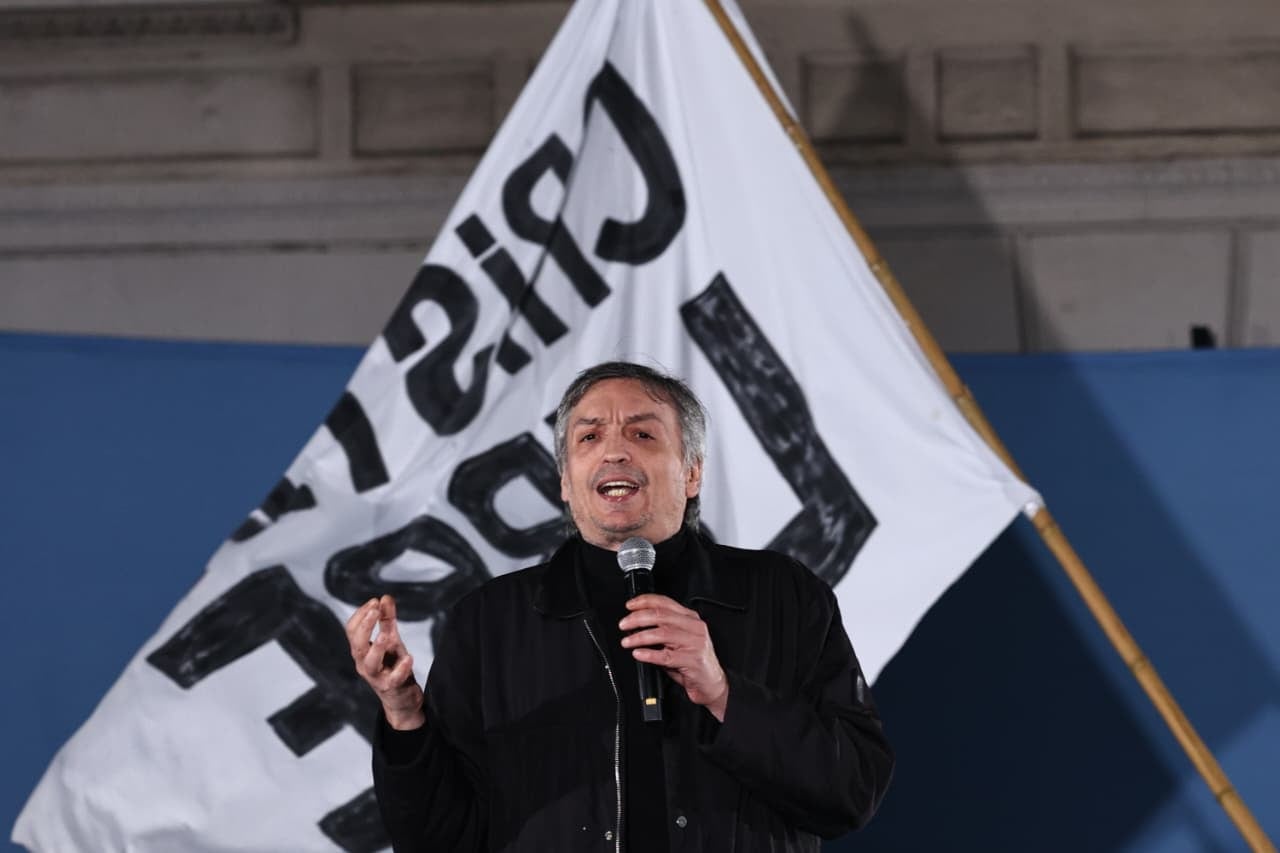 Máximo Kirchner en el cuarto aniversario del intento de homicidio contra Cristina Kirchner, en San José 1111
