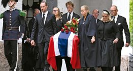 Otro último adiós. La familia real de Noruega despidió a la princesa Astrid, quien murió 14 días después del rey Harald
