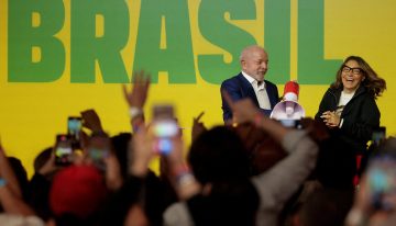 Milei brinda con caipiriña: por qué la victoria de Bolsonaro en Brasil desató la euforia en la Casa Rosada