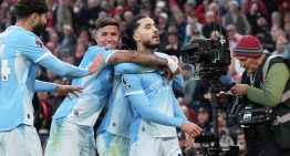 Video: el reencuentro de Enzo Fernández con Alexis Mac Allister en el partido entre Manchester City y Liverpool