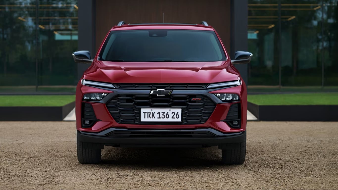 La Chevrolet Tracker equipa un motor 1.2T LT AT de 3 cilindros en línea que entrega 132 CV y 190 Nm de torque máximo. Foto: Chevrolet.com.ar.