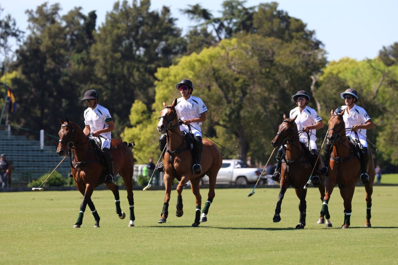 La Hache, recientemente subcampeón en Hurlingham, se estrenará en el Abierto de Tortugas, frente al ascendente La Irenita.