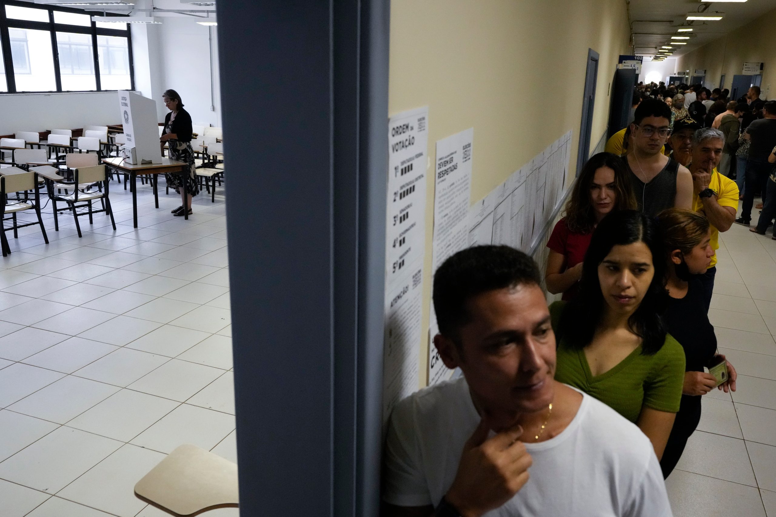 Los electores deberán votar para presidente y vice este domingo 4 de octubre
