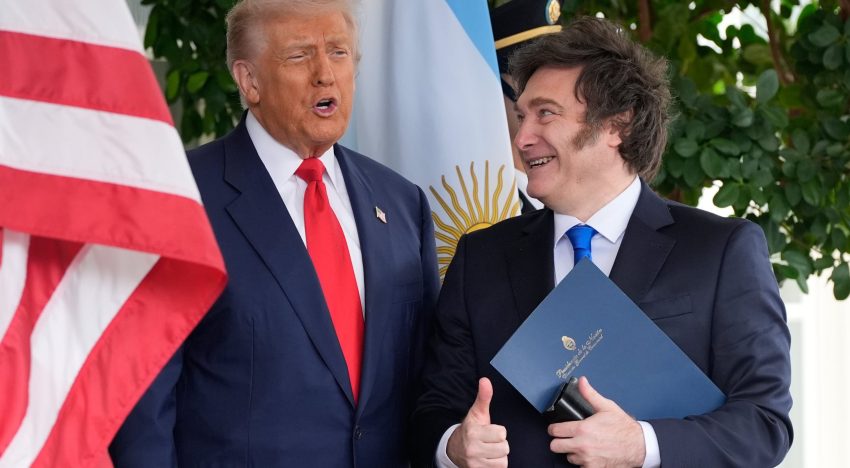 Javier Milei y sus medidas, EN VIVO: el Presidente dijo que el Gobierno estaría dispuesto a ajustar la fecha de la visita del Papa