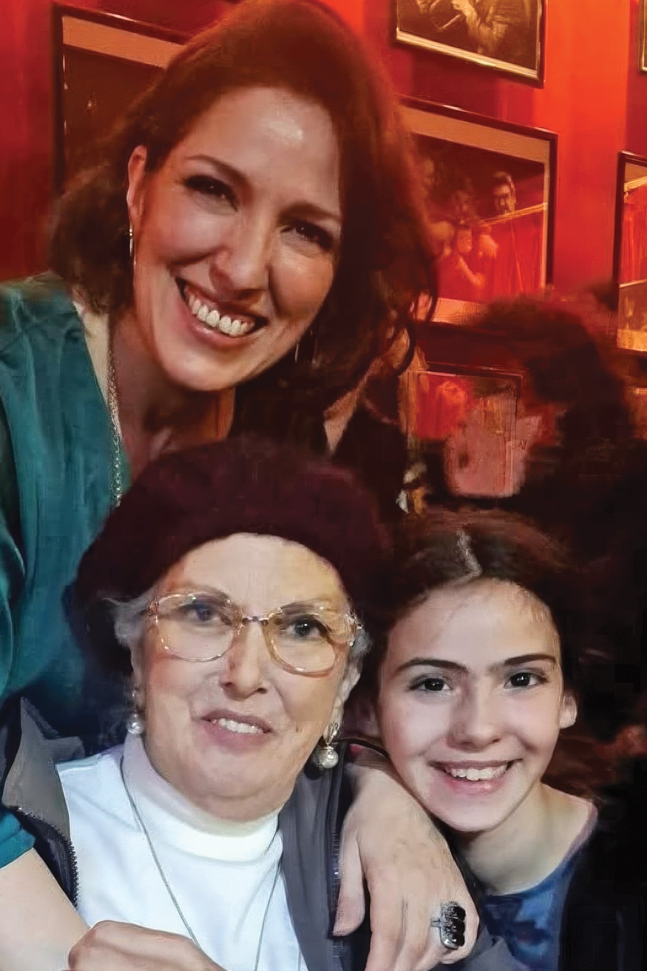 Ligia junto a su hija Elisa y a su mamá, Susana “La Tana” Rinaldi, tres generaciones unidas por la música