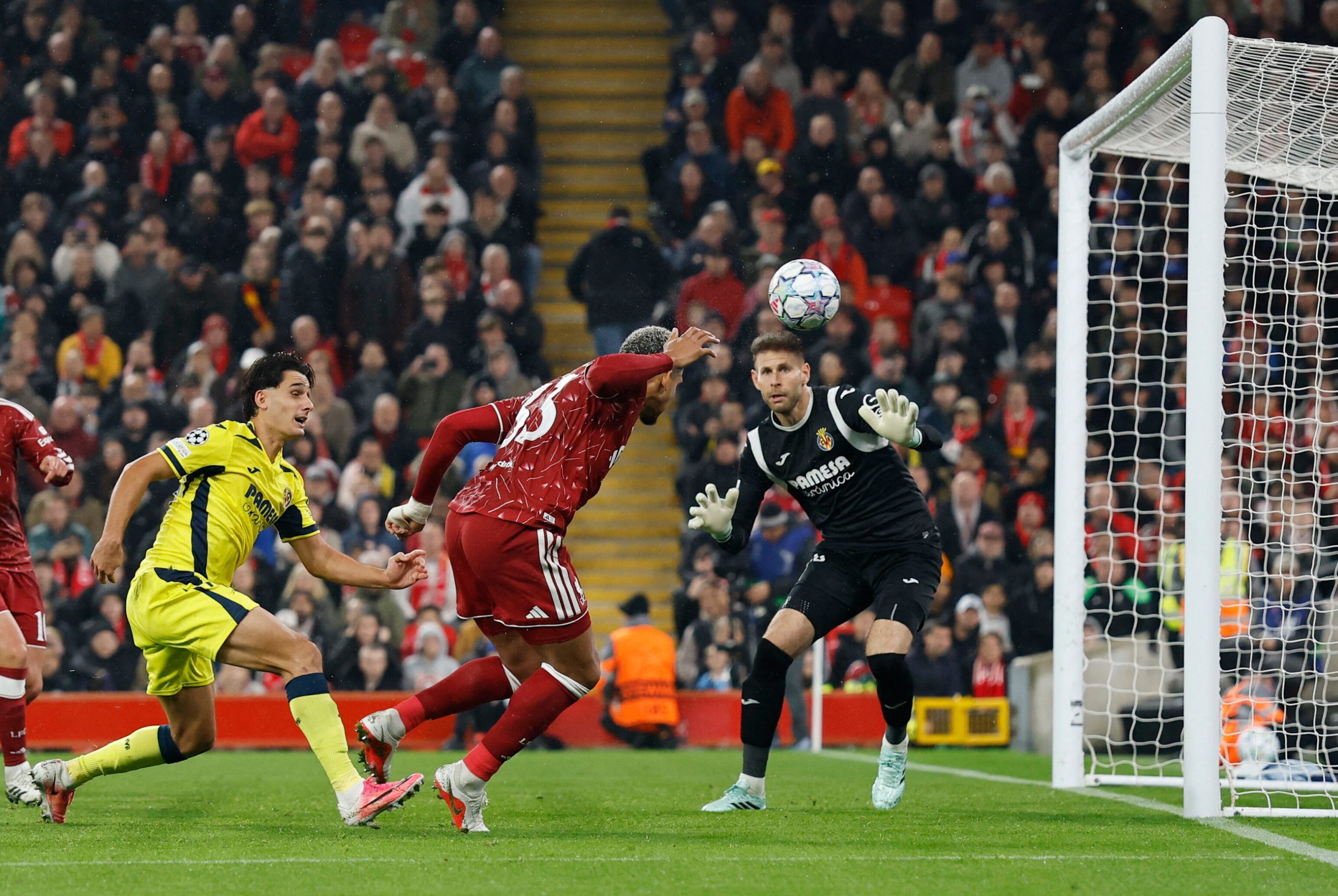 Liverpool vs Villarreal por la fecha 3 de la Champions League del 2026.