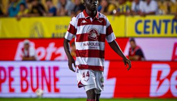 Quién es Chec Bebel Doumbia, el único futbolista profesional de Burkina Faso que viajó para el amistoso con la Selección argentina