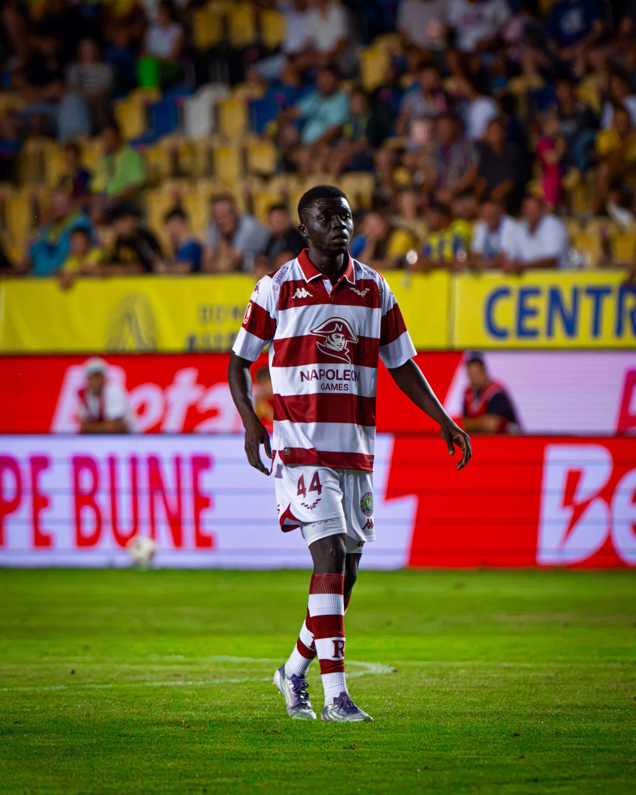 Doumbia juega en la Primera División de Rumania. (Foto: IG/its_chec_bebel_doumbia)