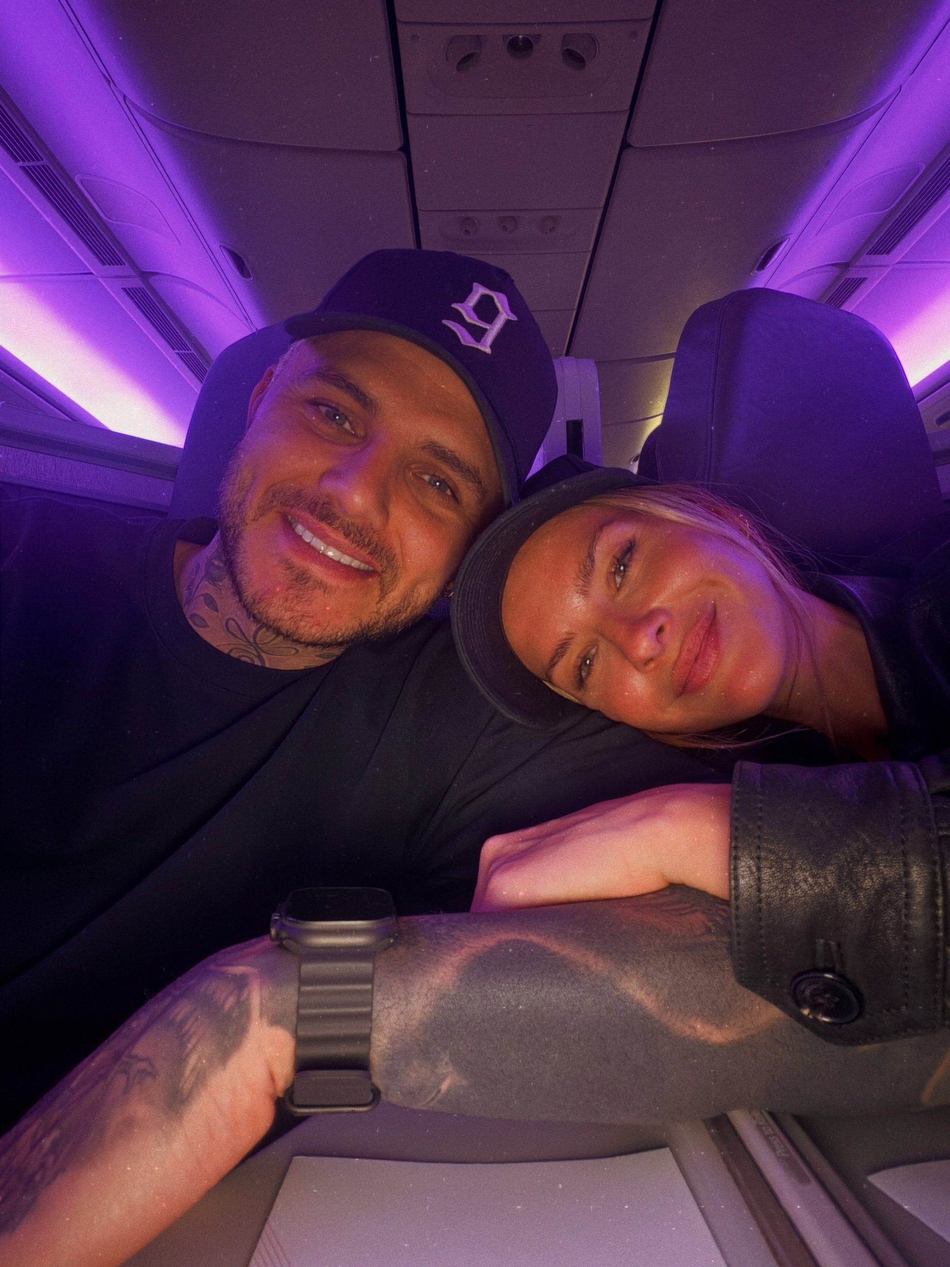 Mauro Icardi y La China Suárez de viaje con looks urbanos (Foto: @mauroicardi)