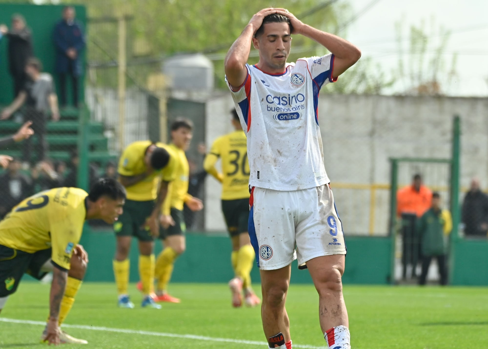 Alexis Cuello, un símbolo de la frustración de San Lorenzo