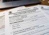 La regla final que debe aplicar el Uscis para migrantes que buscan la green card y son calificados como inadmisibles