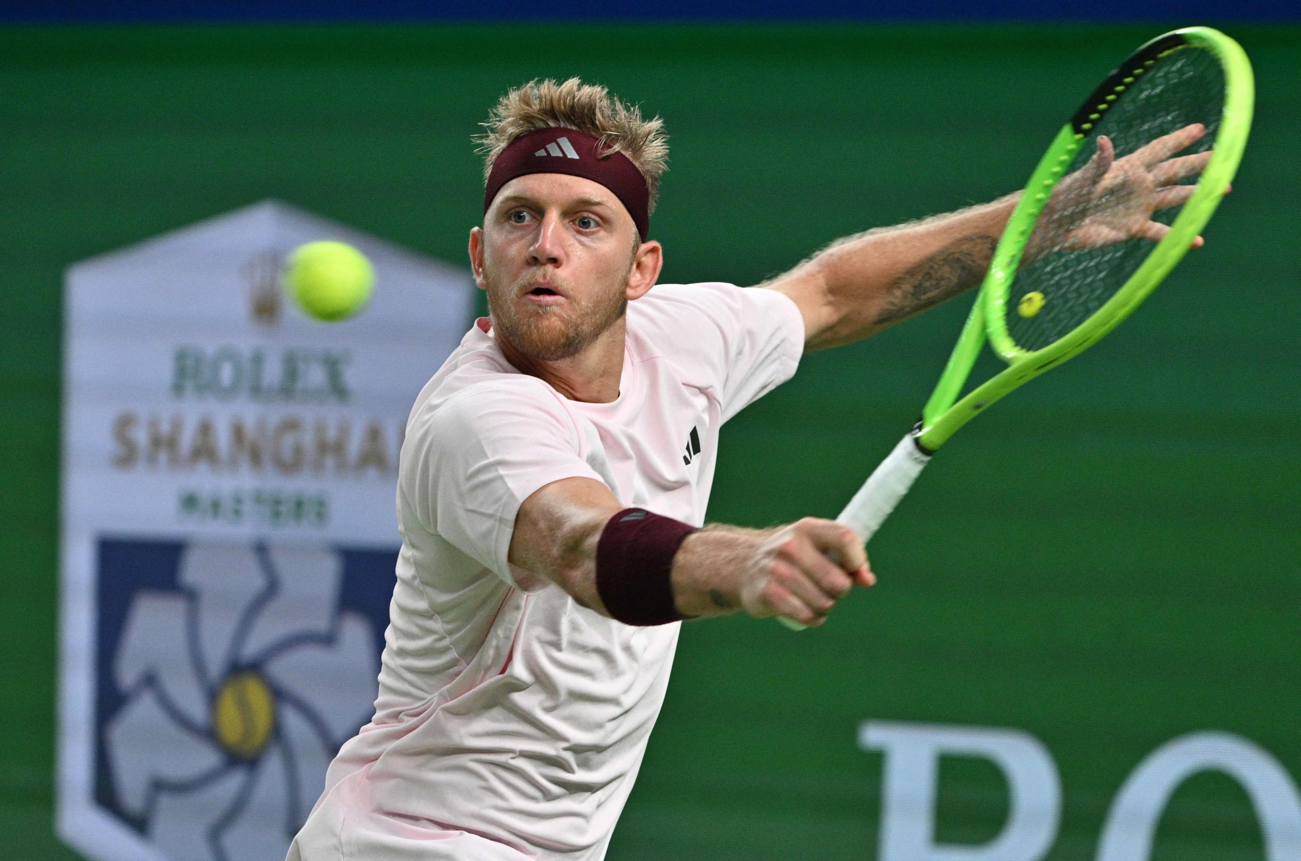 El español Alejandro Davidovich Fokina dirimirá el Masters 1000 de Shanghái frente a un joven compatriota, Rafael Jódar.