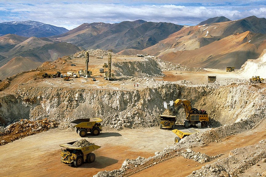 El derrame de cianuro se produjo en la mina de oro Veladero, que explota la Barrick Gold