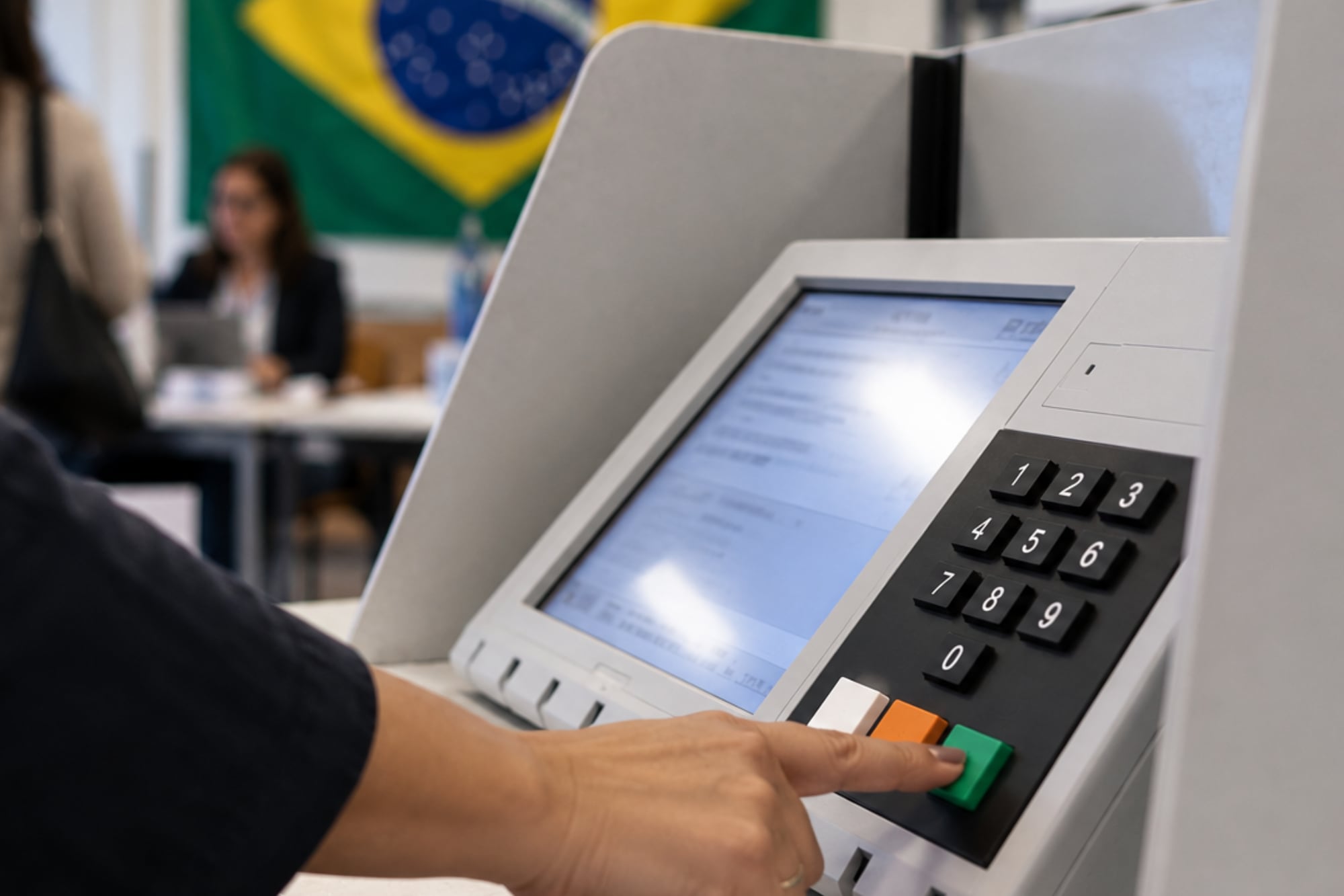 En los estados de Acre, Amazonas, Espírito Santo, Rio Grande do Norte, Tocantins y en el Distrito Federal, además de presidente, se elige gobernador
