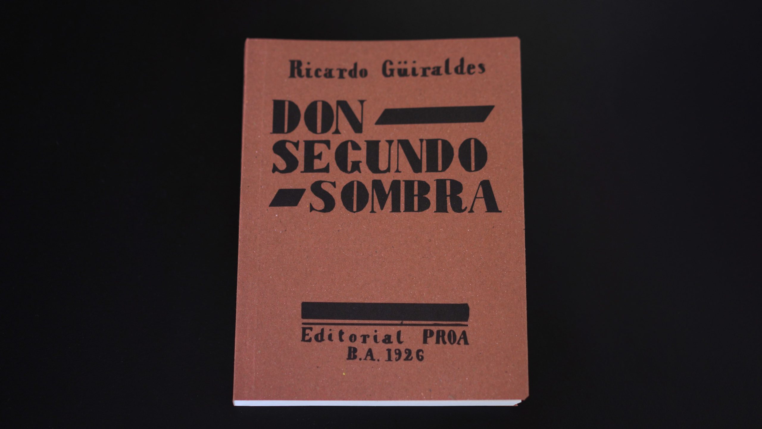 Ejemplar del libro que catapultó a la fama los pagos de Areco.