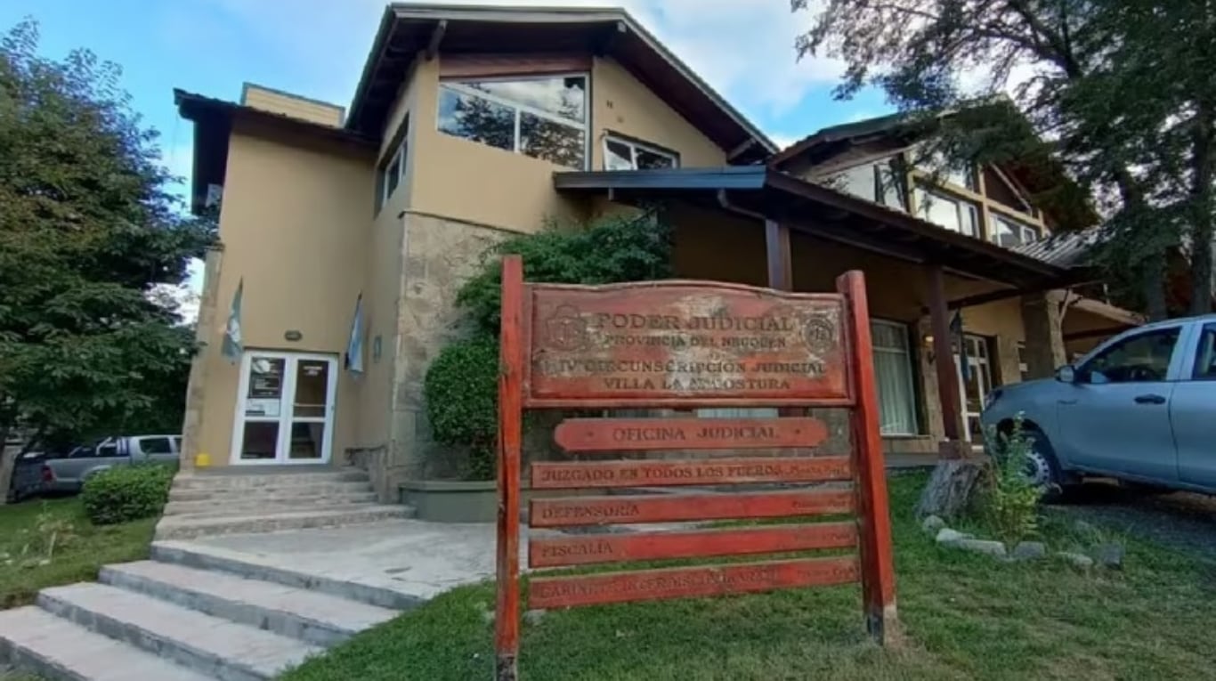 Quién es el hombre acusado de matar a su hija de 3 años en Villa La Angostura. (Foto: gentileza La Mañana de Neuquén).