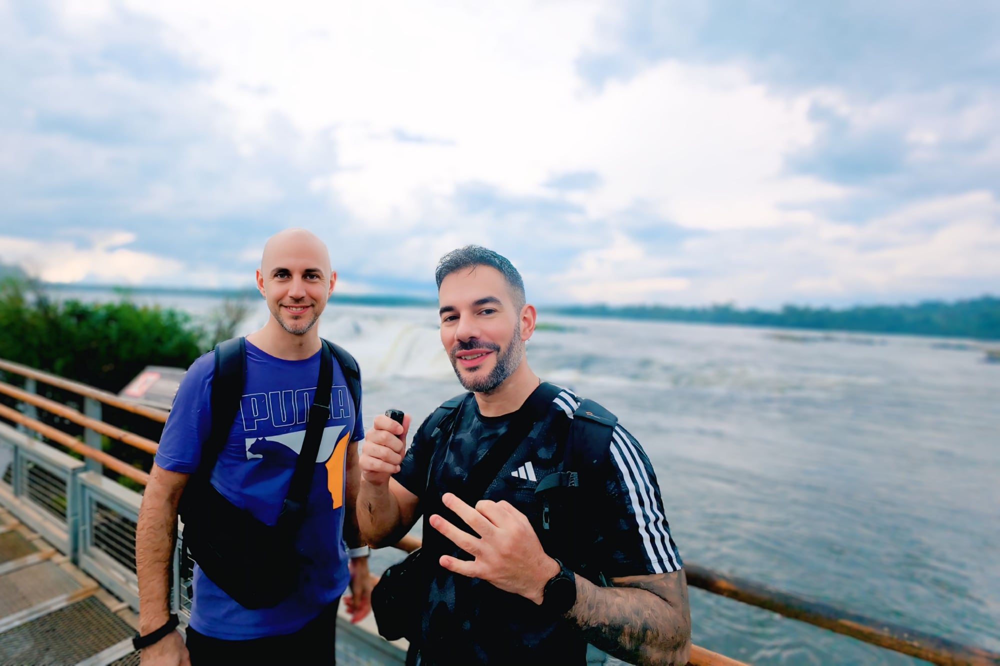 Nico y Javier crearon una plataforma que invita a explorar el mundo, pero en especial Argentina, en profundidad.