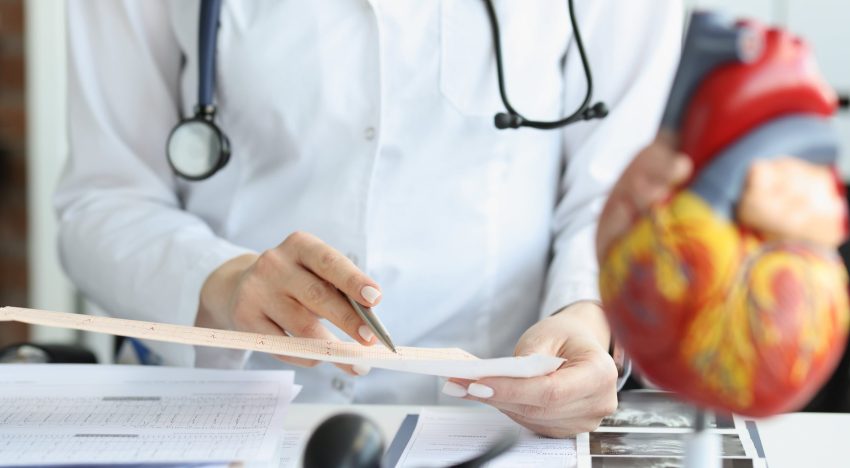 Enfermedades crónicas: por qué los tratamientos de todos los días también pueden generar riesgos para el paciente