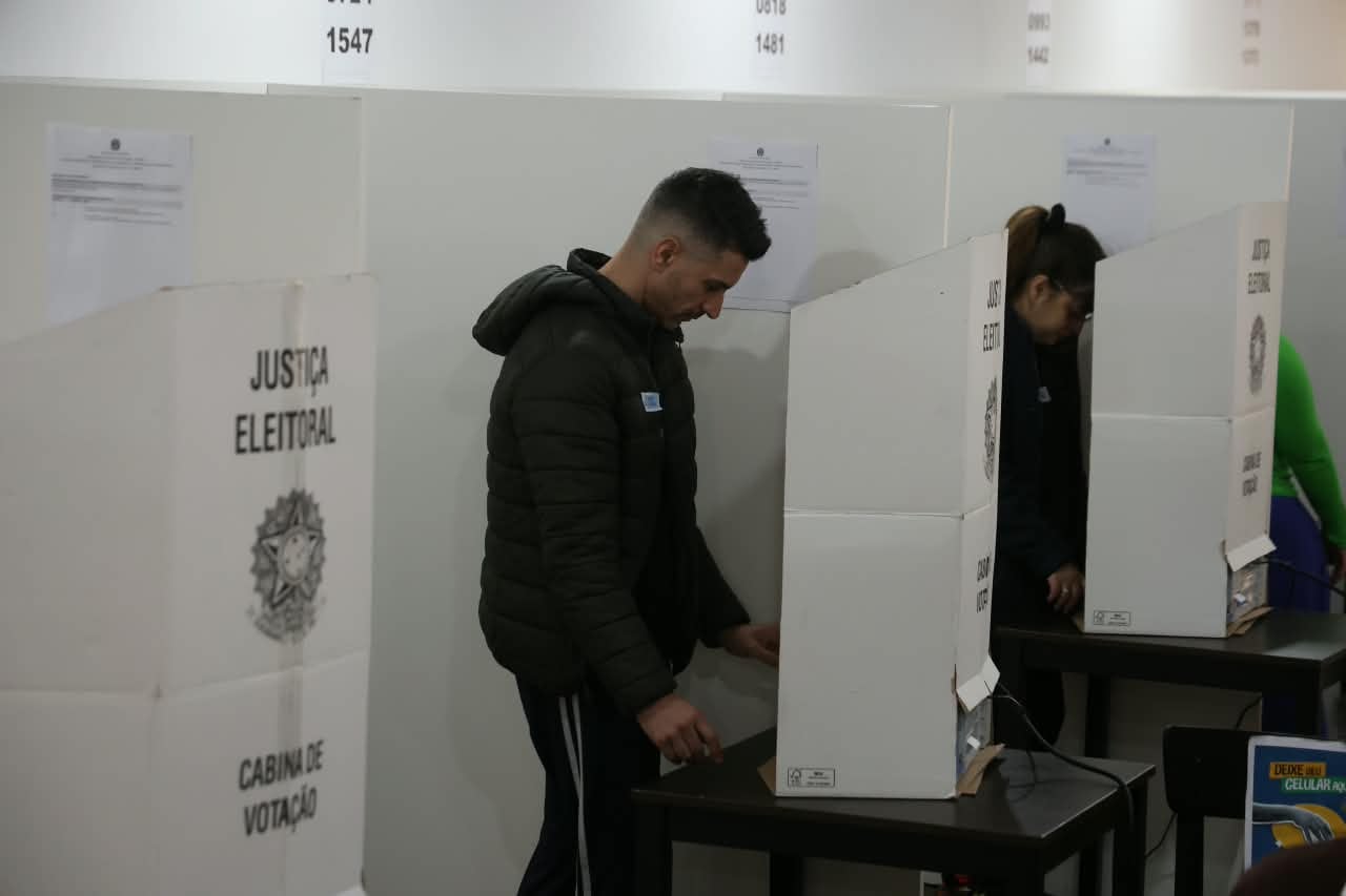 Se extendió el horario de votación en Brasil hasta las 19 horas