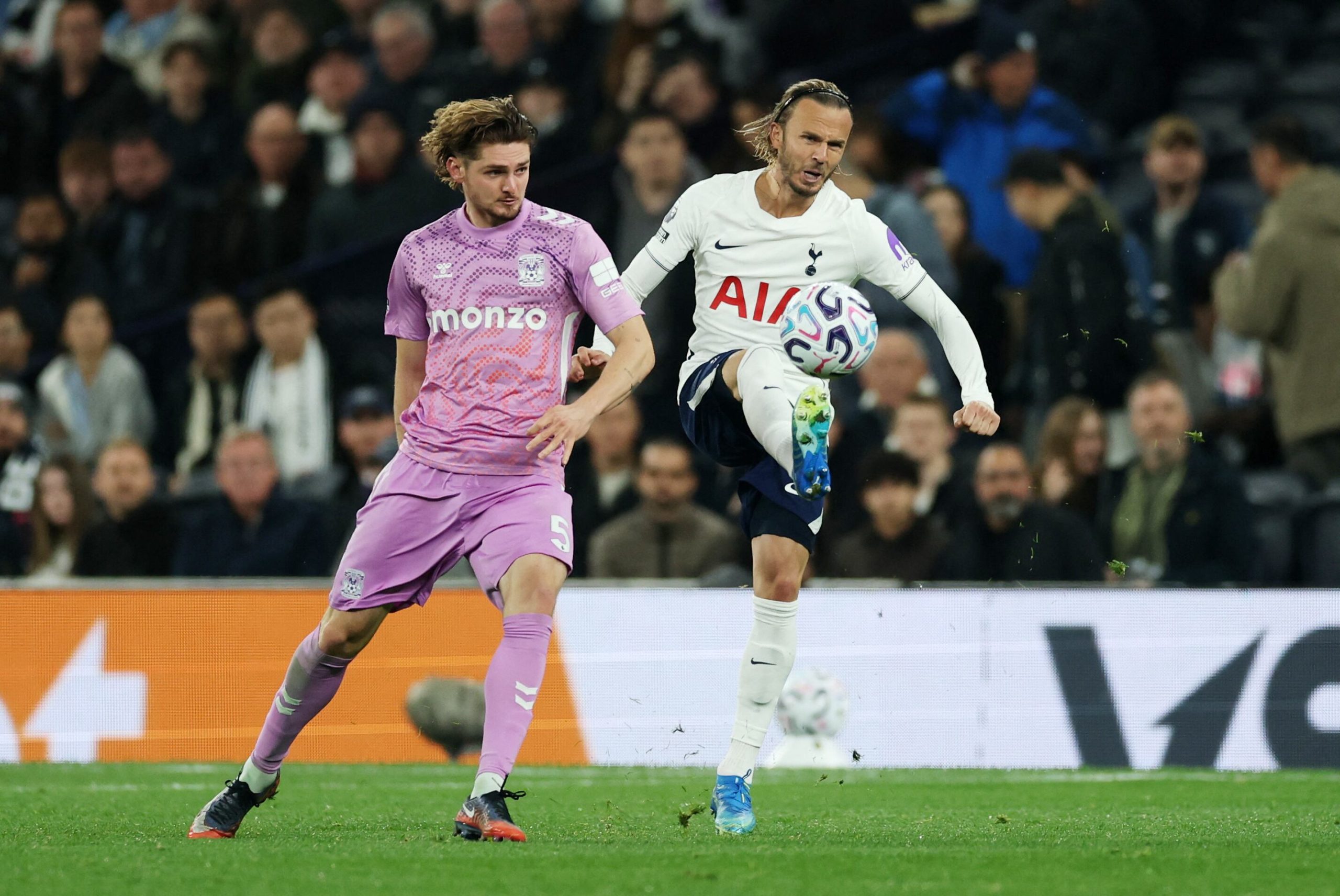 Tottenham vs Coventry por la fecha 7 de la Premier League del 2026.