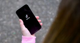 TikTok es acusada de haber ofrecido “placebos” a los adolescentes en lugar de soluciones de seguridad eficientes