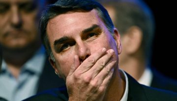 De Brasilia a Miami: cómo fueron las horas previas del escape de Flavio Bolsonaro tras su derrota electoral
