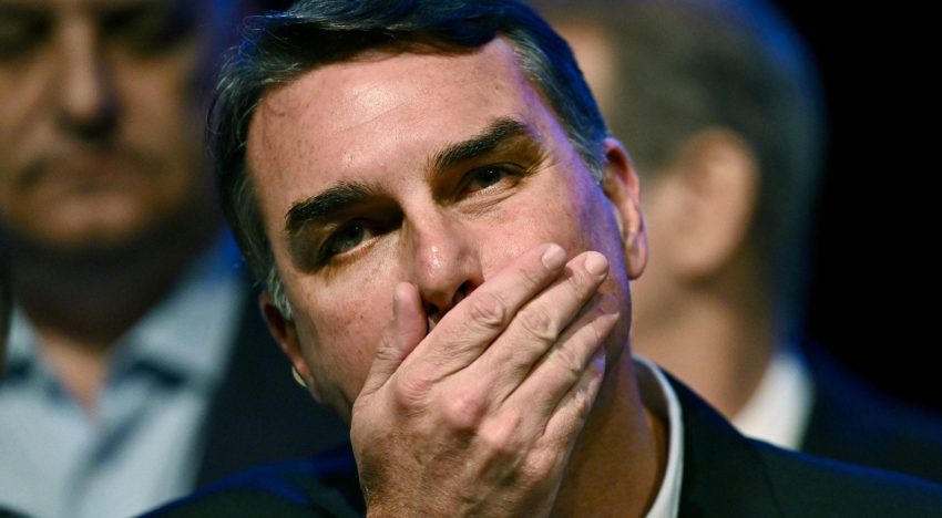 De Brasilia a Miami: cómo fueron las horas previas del escape de Flavio Bolsonaro tras su derrota electoral