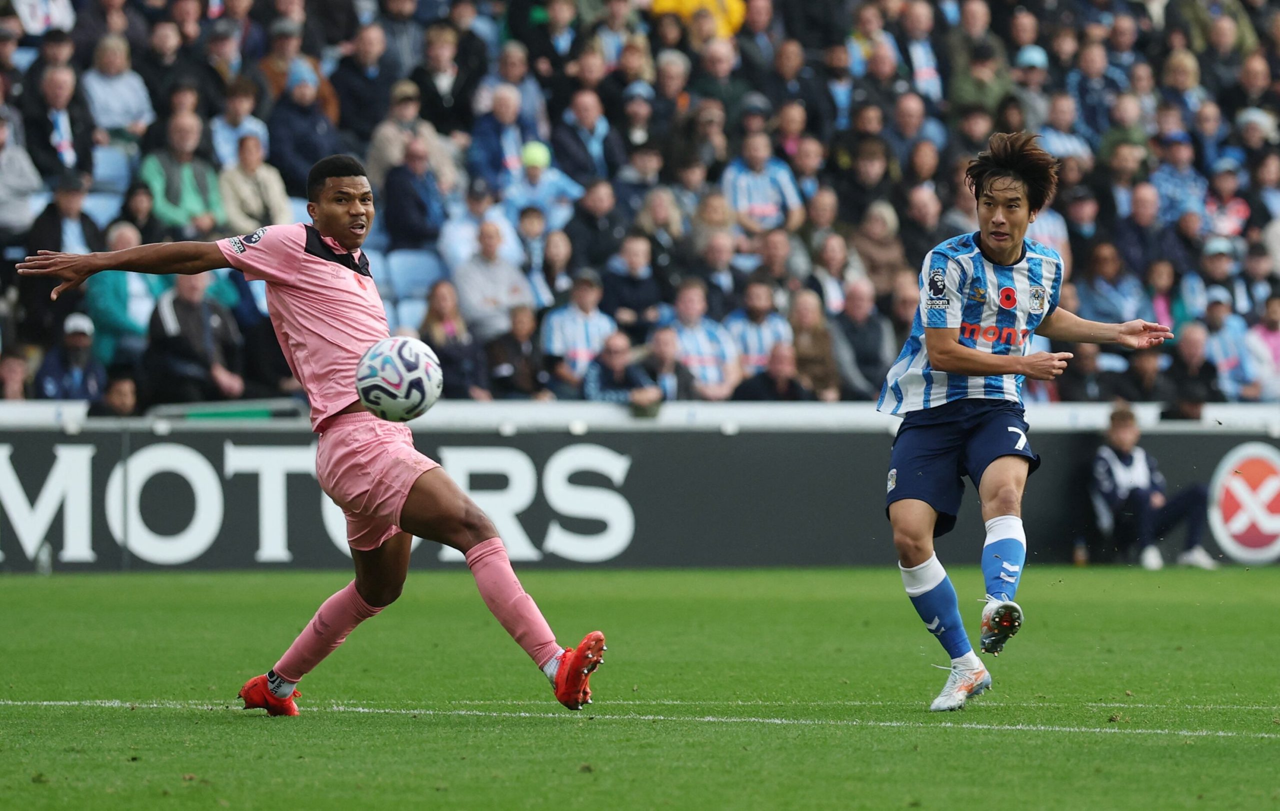 Coventry vs Sunderland por la fecha 9 de la Premier League del 2026.