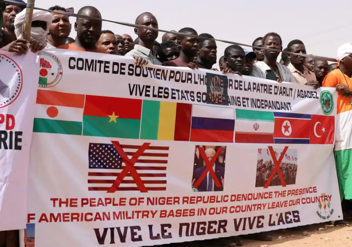 Los países del Sahel echan a EE.UU. y llaman a los rusos, que ofrecen sus servicios a cambio de explotaciones mineras