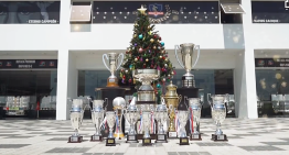 [VIDEO] Bajo el árbol de Navidad: Colo Colo exhibió sus copas conseguidas este 2024