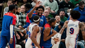 Los 76ers asaltaron el TD Garden de Boston en Navidad