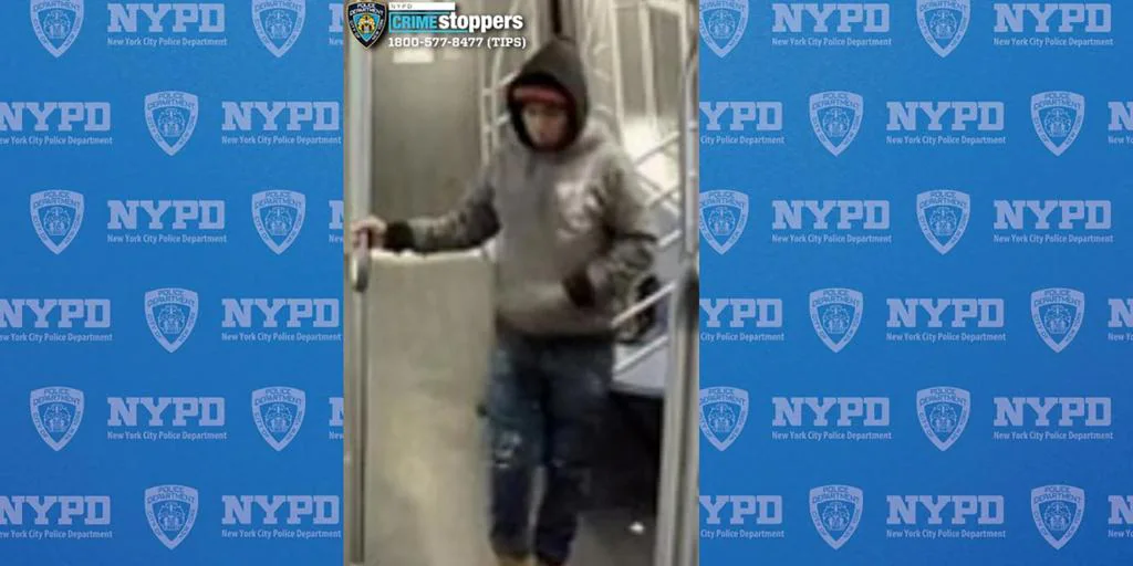 El hombre acusado de quemar viva a una mujer en el metro de Nueva York confiesa que había bebido «mucho»