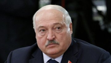 Lukashenko aspira a otros cinco años de mandato en un teatro electoral sin garantías