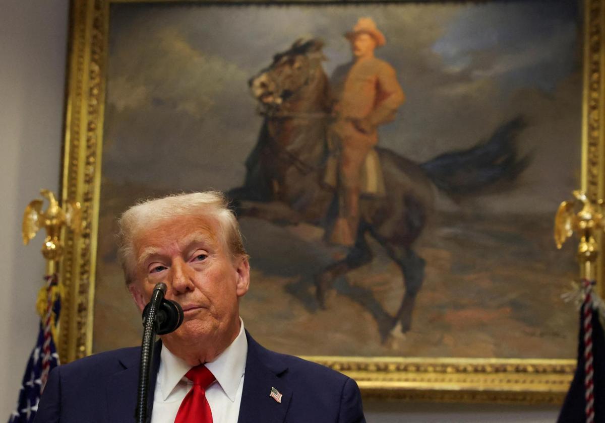 El presidente de Estados Unidos, Donald Trump, pronuncia un discurso sobre las infraestructuras de IA en la sala Roosevelt de la Casa Blanca