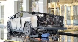 Soldado de EEUU conducía auto Tesla que estalló frente a Hotel Trump en Las Vegas