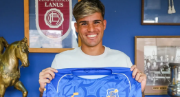 Everton anunció el fichaje del atacante uruguayo Alan Medina