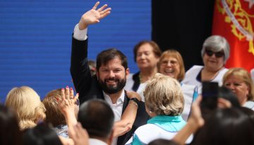 Presidente Boric promulga la ley que repara la «deuda histórica» de los profesores