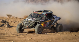 «Chaleco» López brilló con el segundo puesto en la primera etapa del Dakar