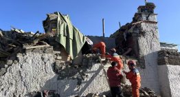 Aumentan a 126 los muertos por el terremoto en Tíbet