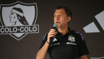 Mosa desmintió que Falcón exigió aumento de sueldo en Colo Colo