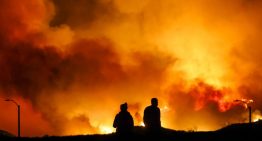 Nuevo incendio obliga a evacuar a miles de personas en California