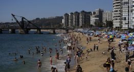 Encuesta: El 56% de los chilenos tomará vacaciones este verano