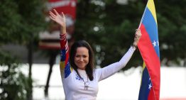 María Corina Machado reaparece en una protesta en Caracas tras 133 días de clandestinidad