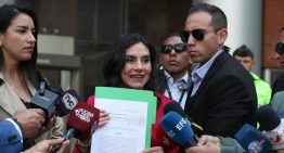 Un juez suspende los derechos políticos durante dos años a la vicepresidenta de Ecuador