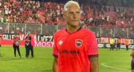 Keylor Navas tuvo su estreno en Newell's con gran actuación ante Aldosivi